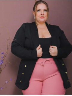 Blazer Neoprene Plusize com Detalhes de Botoes - Tati Perale Modas 