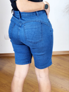 Bermuda Jeans Com Elastano - Tati Perale Modas 