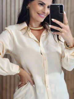 Camisa Pietra Duna com crepe Seda - Tati Perale Modas 