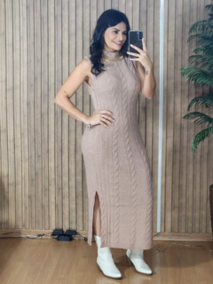 Vestido Longo Mousse gola Alta - Tati Perale Modas 
