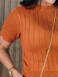 Cropped em tricô Modal Trabalhado