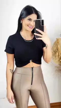 Blusa Crooped Argolinha na internet