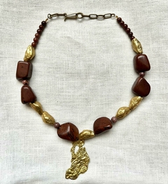 COLLAR MARRON Y DORADO - comprar online