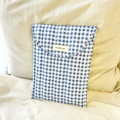 FUNDA COMPUTADORA (BLUE VICHY)