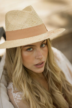 Capri con beige