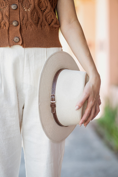 Sombrero de LINO off White - Más Hats