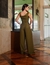CONJUNTO ESTEFÂNIA CROPPED E CALÇA VERDE BOTÂNICO na internet