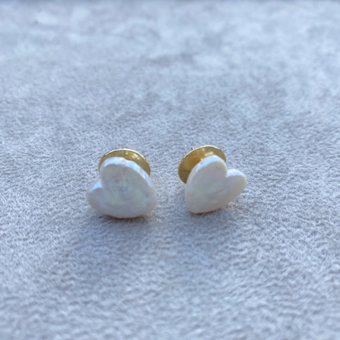 Brinco Pérola coração