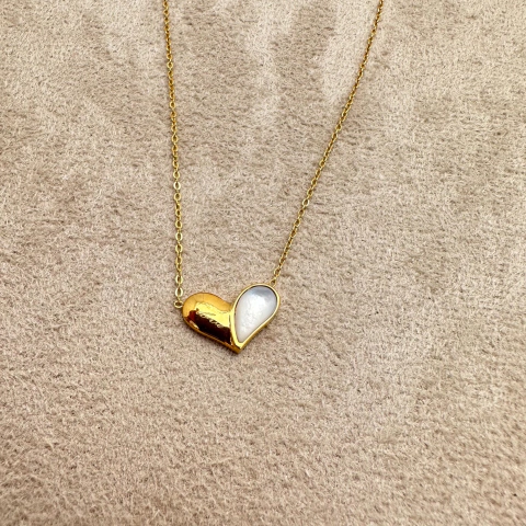 COLAR CORAÇÃO LOVE