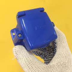 Capsulado Toma Binorma Exterior Intemperie 10Amperes - Mig - tienda online