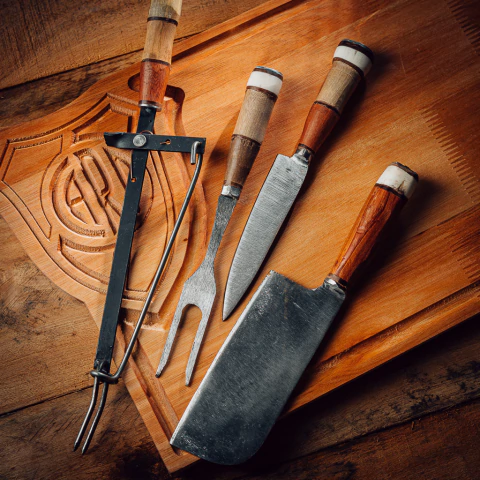 Tabla asador River plate + Kit artesanal - comprar online