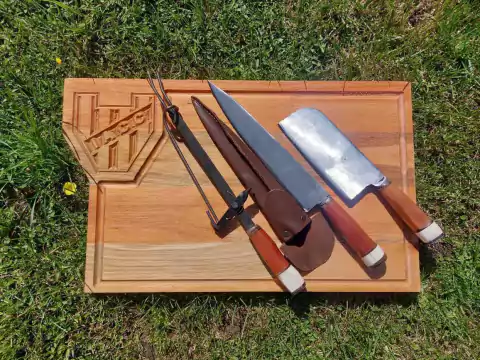 Tabla ASADOR INSTITUTO de CORDOBA + KIT ASADOR