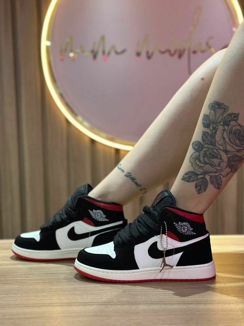 TENIS NIKE JORDAN BOTINHA