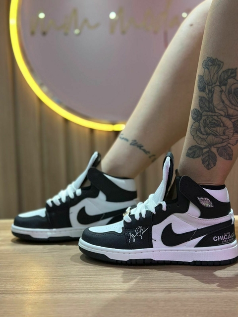 TÊNIS NIKE JORDAN BOTINHA PREMIUM
