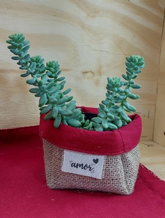 Cachepô Amor & Gratidão - Linho Terra - Tag Personalizada - Juta & Tecido - Craft.Mimo