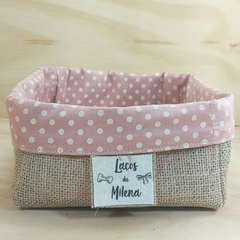 Cesta Candy Color - Poá - Bolinhas - Juta e Tecido - Tag Personalizada - Lembrancinha de Aniversário - comprar online