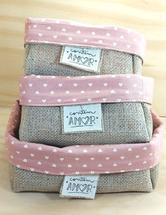 Cesta Poá - Gratidão Rosé - Cesta de Presentes - Tag Personalizada - Juta & Tecido - loja online
