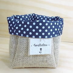 Cachepô Grande Amor - Poá Azul - Tag Personalizada - Juta & Tecido - comprar online