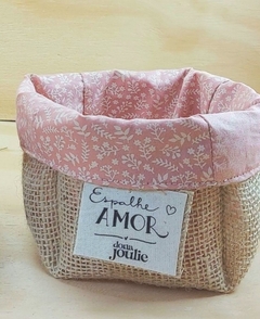 Cachepô Espalhe o Amor - Mensagem & Logotipo - Brinde Corporativo - Tag Personalizada - Juta & Tecido