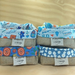 Cesta Dia dos Professores - Estampas Coloridas - Brinde - Cesta de Presentes - Tag Personalizada - Juta & Tecido na internet