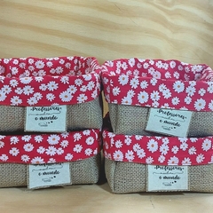 Cesta Dia dos Professores - Estampas Coloridas - Brinde - Cesta de Presentes - Tag Personalizada - Juta & Tecido - Craft.Mimo
