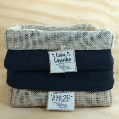 Cesta Juta & Linho - Contém Amor - Logotipo- Cesta de Presente Personalizada - Craft.Mimo