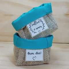 Cachepô Cultive o Amor - Tiffany - Tag Personalizada - Juta & Tecido