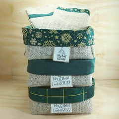Cesta com Saquinho Juta e Tecido - 13x20cm (Kit com 2 peças) Natal e Ano Novo - Cesta Natalina - Juta e Tecido - Tag Personalizada
