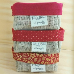 Cesta Natal com Mensagens - Cesta Natalina - Juta e Tecido - Tag Personalizada - Craft.Mimo