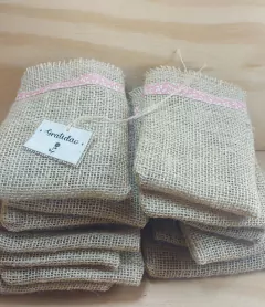 Saquinho de Juta Gratidão - Detalhe em Tecido - Tag Personalizada - Lembrancinha na internet