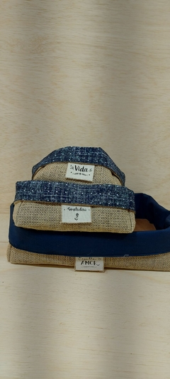 Cesta Poá - Tarot Azul - Cesta de Presentes - Tag Personalizada - Juta & Tecido