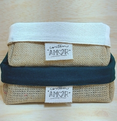 Cesta Juta & Linho - Contém Amor - Cores - Logotipo- Cesta de Presente Personalizada - Craft.Mimo