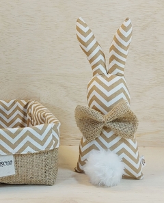 Coelho de Mesa Floral Caramelo - Enfeite de Páscoa - Craft.Mimo