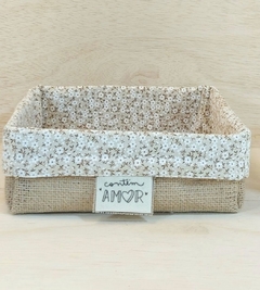 Cesta Floral Margaridas - Bege - Logotipo - Cesta de Presentes - Tag Personalizada - Juta & Tecido - comprar online