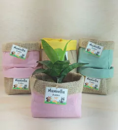 Cachepô Piquenique Moranguinho - Lembrancinha de Aniversário - Tag Personalizada - Juta & Tecido - Craft.Mimo