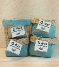 Cachepô 40 anos Colorido - Lembrancinha de Aniversário - Tag Personalizada - Juta & Tecido - Craft.Mimo