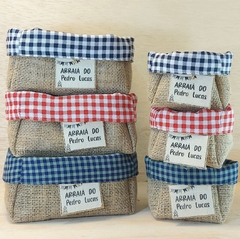 Cesta Festa Junina - Arraiá Vermelho - Cesta de Presentes - Tag Personalizada - comprar online
