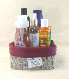 Cesta Cosméticos Mensagem com Logotipo - Cesta de Presentes - Tag Personalizada - Juta & Tecido na internet