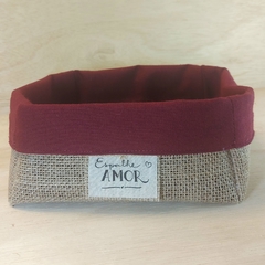 Cesta Dia dos Namorados - Vinho, Vermelho e Rosa - Cesta de Presentes - Tag Personalizada - Juta & Tecido