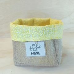 Cachepô Grande Floral Vermelho - Tag Personalizada - Juta & Tecido - comprar online
