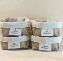 Cesta Juta & Tecido - Pontinhos Coloridos - Branco e Vinho - Cesta de Presentes - Tag Personalizada - comprar online