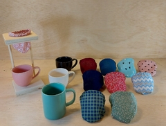 Mini Coador Cafeteria - Cores - Enfeite de Mesa - Craft.Mimo