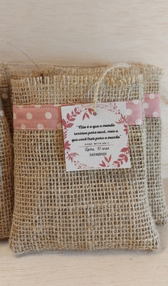 Saquinho de Juta Aniversário - Anne de Green Gables - Detalhe em Tecido - Tag Personalizada - Lembrancinha