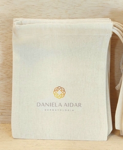 Imagem do Saquinho Logotipo - Lembrancinha - Estampa Personalizada - Algodão Cru com Cordão Embutido - 10x13cm