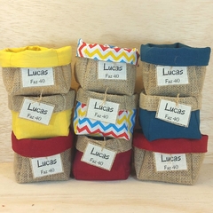 Cachepô Amor, Gratidão e Carinho - Estampas - Tag Personalizada - Juta & Tecido - comprar online