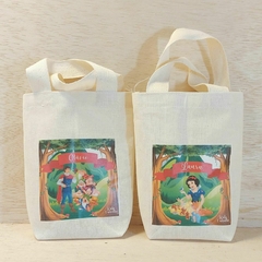 Sacolinha Minibag Cavaleiro e Castelo - Estampa Grande - Algodão Cru - comprar online