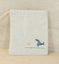 Saquinho Fundo do Mar - Aniversário - Lembrancinha - Estampa Personalizada - Algodão Cru com Cordão Embutido - 10x13cm - comprar online