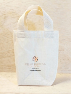 Sacolinha Estúdio de Yoga - Brinde Corporativo - Embalagem Promocional - 15x16cm - comprar online