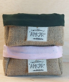 Cesta Dia dos Namorados - Vinho, Vermelho e Rosa - Cesta de Presentes - Tag Personalizada - Juta & Tecido - loja online