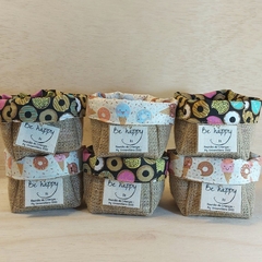 Cachepô Festas & Eventos - Encontro de Jovens - Doces - Brinde e Lembrancinha - Tag Personalizada - Juta & Tecido